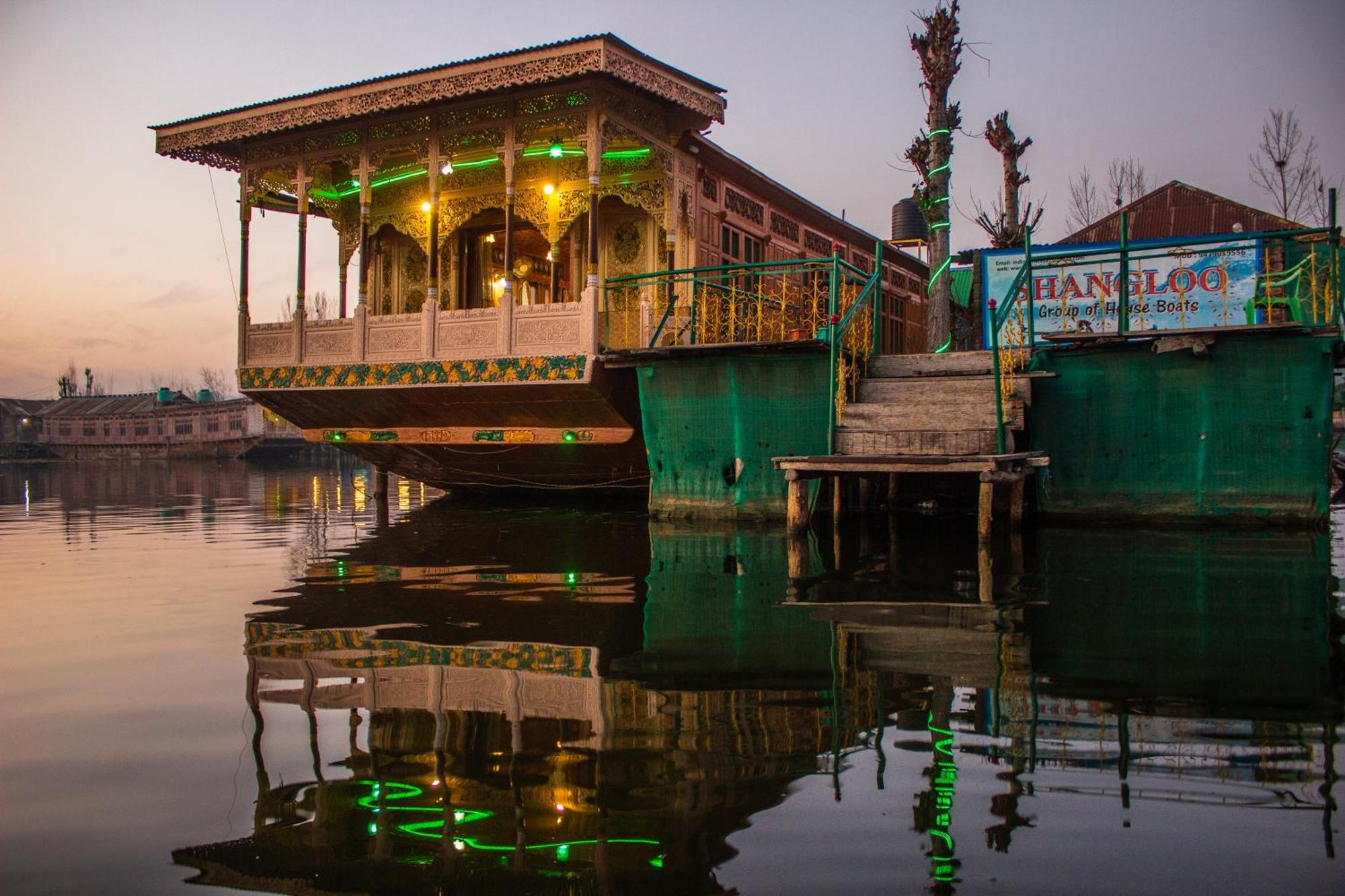 House Boat New Manora Bed & Breakfast Srinagar  Luaran gambar