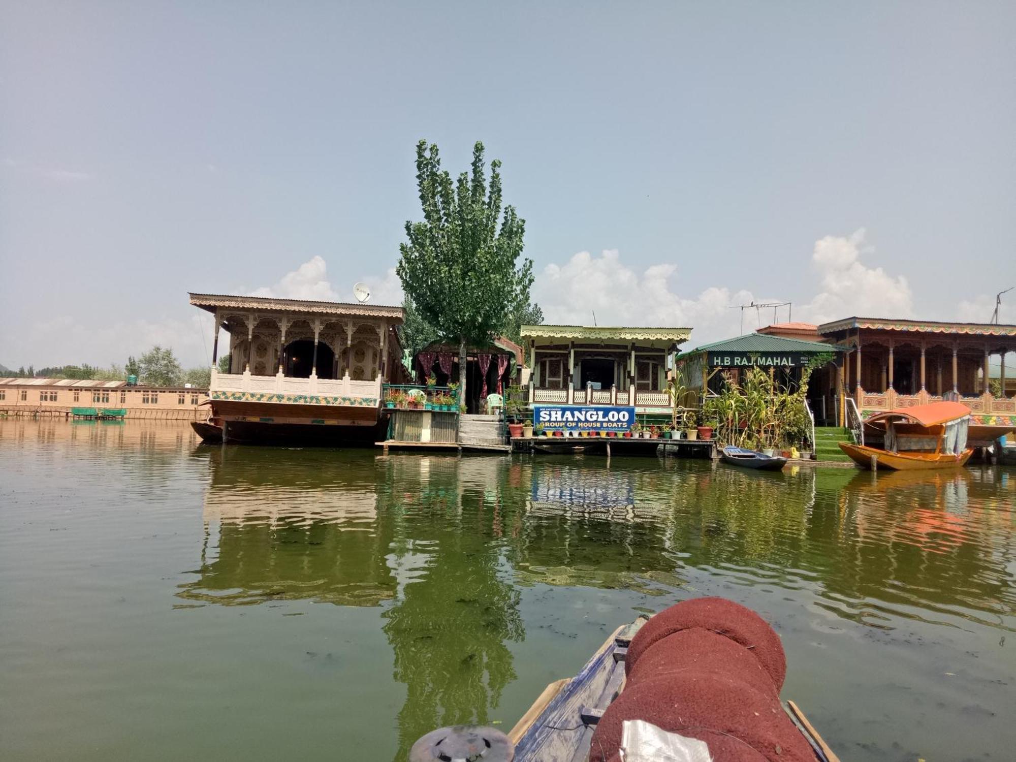 House Boat New Manora Bed & Breakfast Srinagar  Luaran gambar