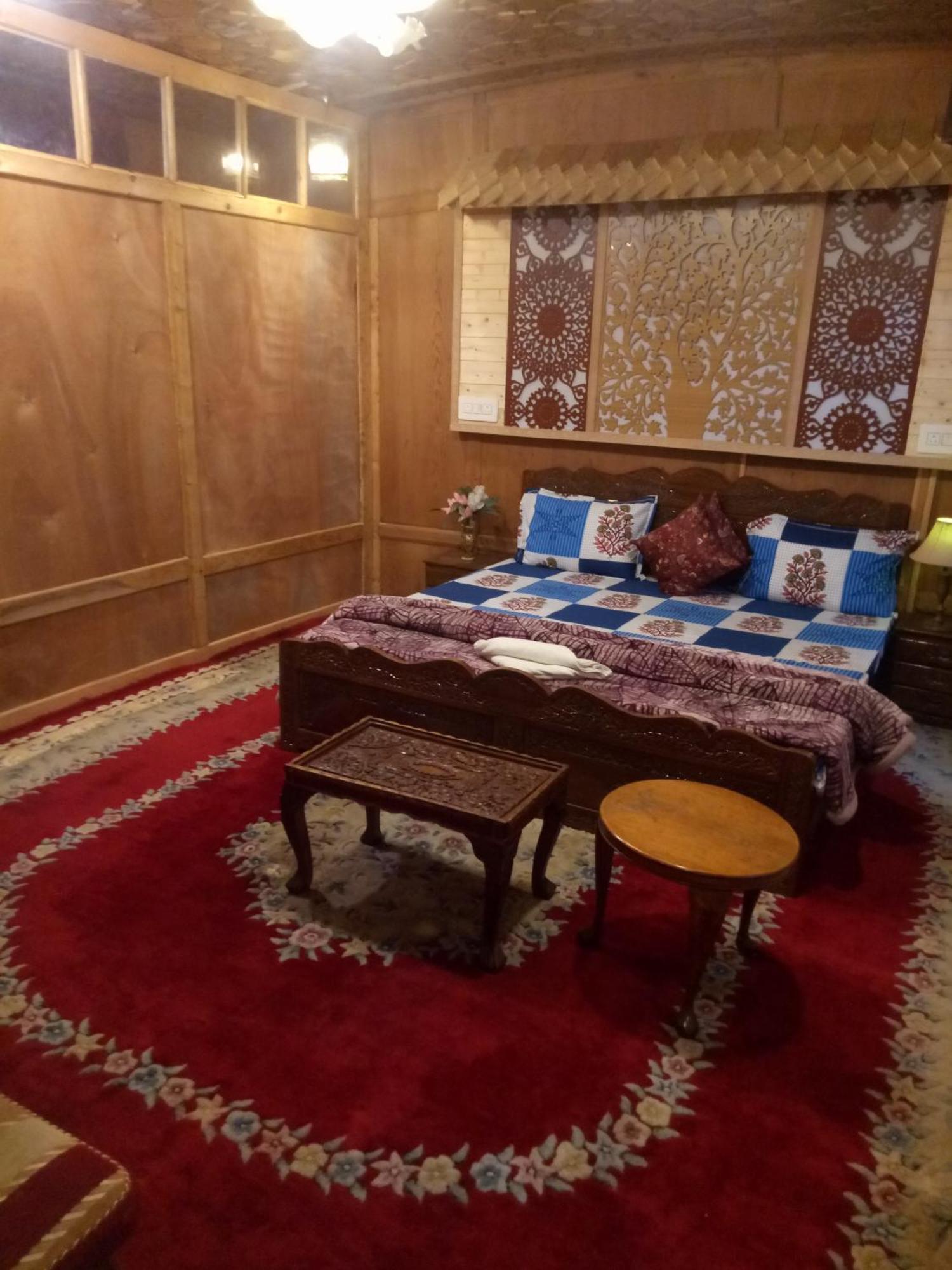 House Boat New Manora Bed & Breakfast Srinagar  Luaran gambar