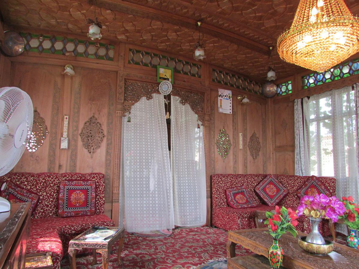 House Boat New Manora Bed & Breakfast Srinagar  Luaran gambar
