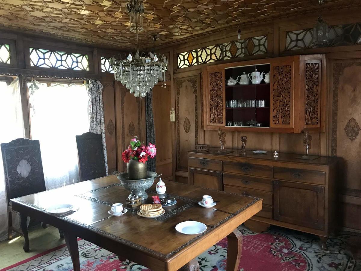House Boat New Manora Bed & Breakfast Srinagar  Luaran gambar